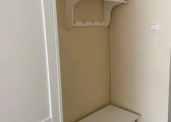 Myroom In Stroomi Area *