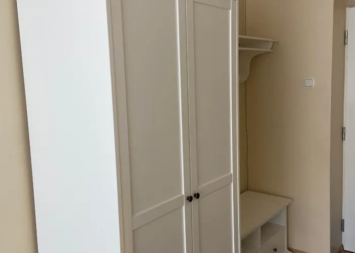 Korter Myroom In Stroomi Area *