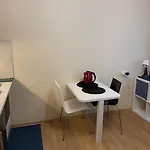 아파트 Myroom In Stroomi Area