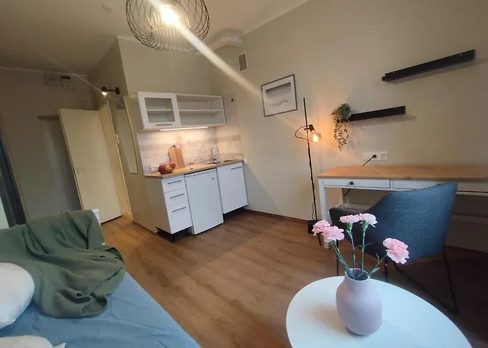 Myroom In Stroomi Area